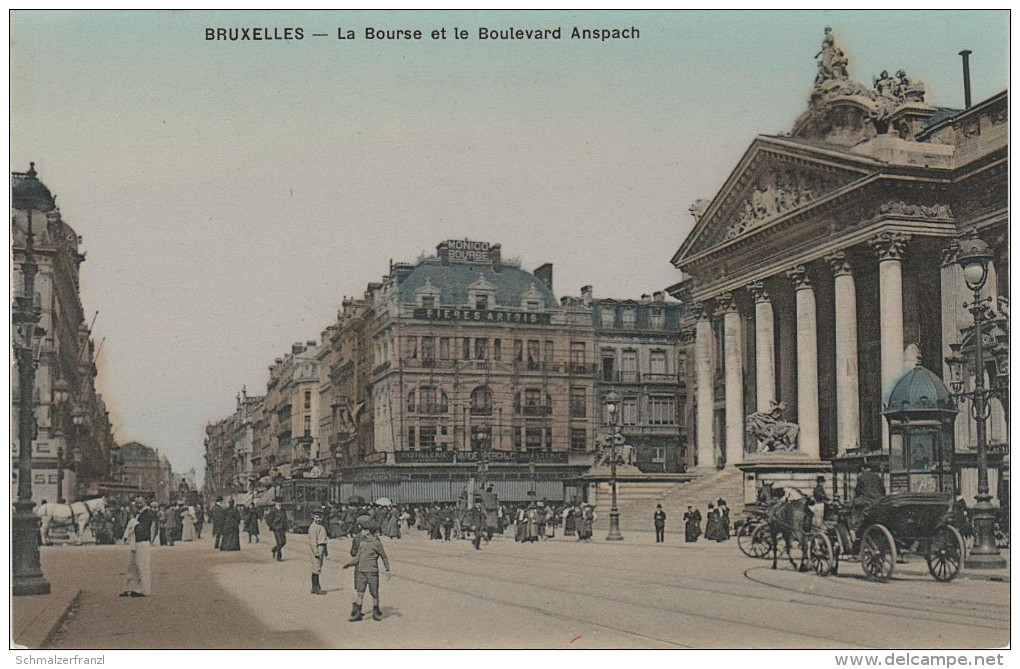 CPA - AK Brüssel Bruxelles La Bourse Et Le Boulevard Anspach Boerse Bank Börse Tram Tramway Strassenbahn - Vervoer (openbaar)