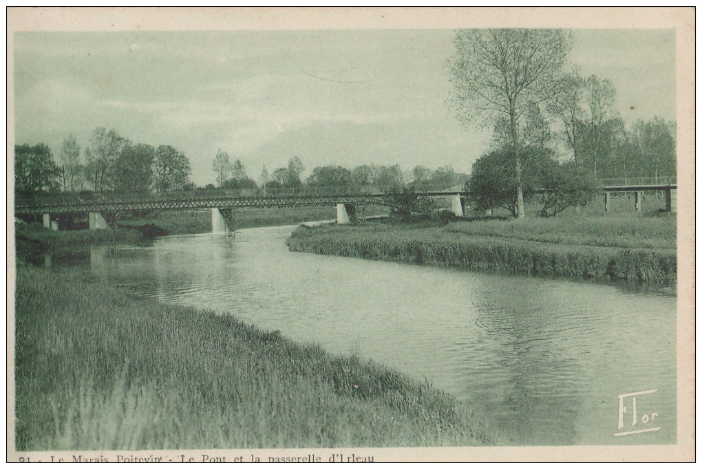 79 -  Le Marais Poitevin-  Le Pont Et La Passerelle D Irleau - Autres & Non Classés