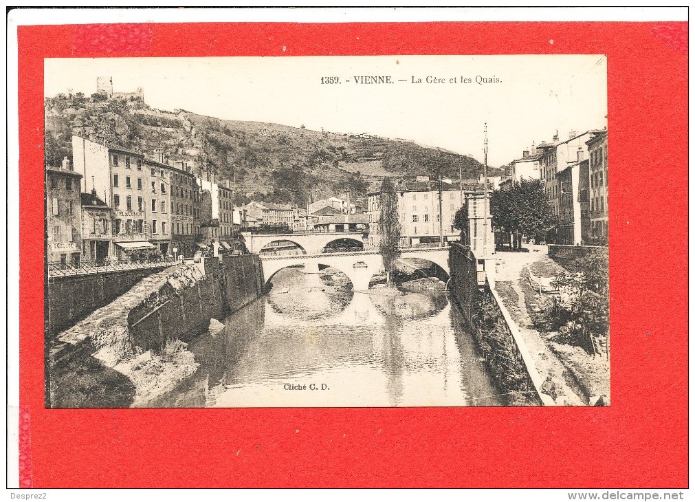 38 VIENNE Cpa La Gere Et Les Quais        1359 CD - Vienne