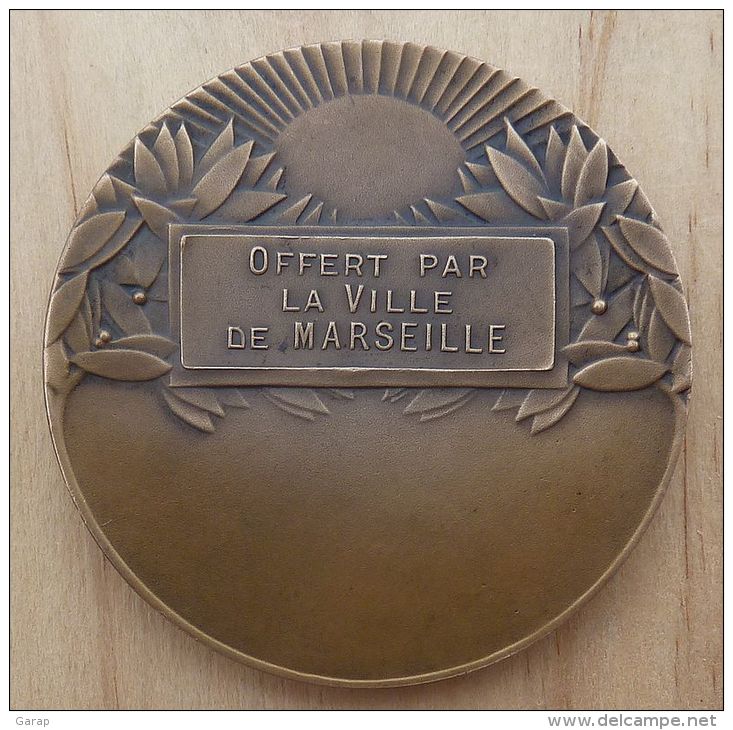 DB-119 Médaille  Bronze Signée F.Fraisse  Offerte Par La Ville De Marseille Pétanque - Pétanque