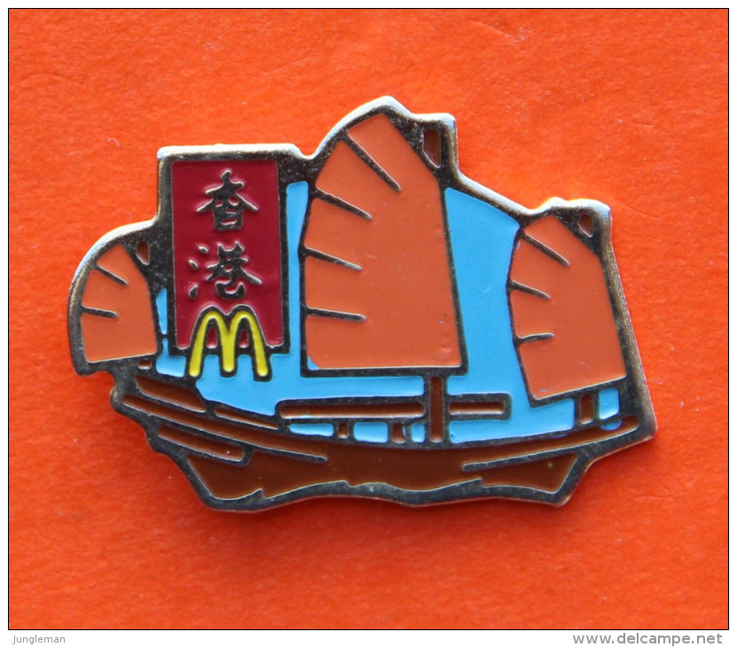 Pin´s Mc Do - Jonque Chinoise - Arthus Bertrand