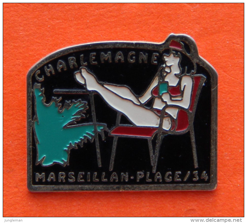 Pin´s Marseillan Plage - Charlemagne - Loisirs - Farniente - Chaise - Cities