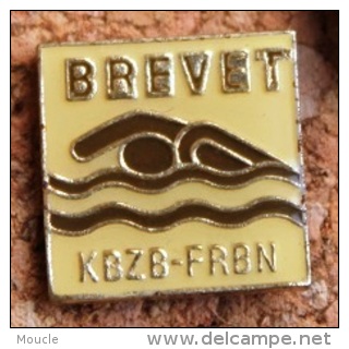 BREVET KBZB - FRBN - BLANC - NAGEUR  -              (1) - Natation