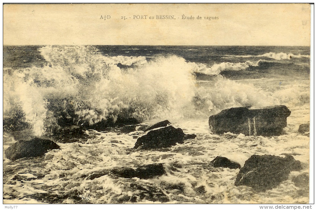 CPA 14 Port En Bessin - Etudes De Vagues - Port-en-Bessin-Huppain