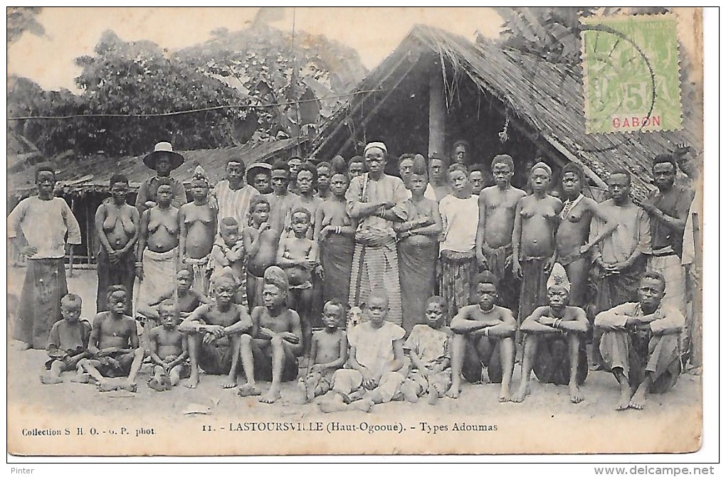 GABON - LASTOURSVILLE (Haut Ogooué) - Types Adoumas - Gabon