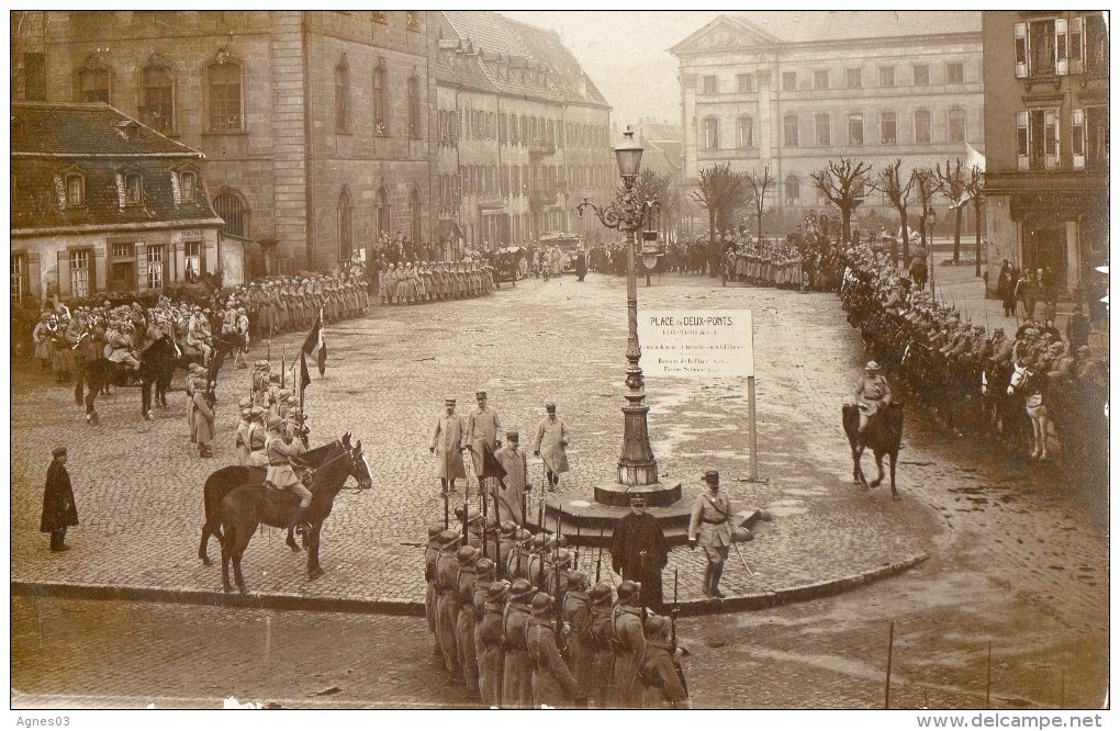 Occupation Francaise En Allemagne - ZWEIBRUCKEN ,place Des Deux Ponts - 1918 A 1930    Carte Photo - Guerre 1914-18