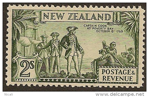 NZ 1935 2/- Captain Cook SG 589d HM #MQ141 - Unused Stamps