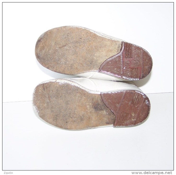 Ancienne Paire Chaussures Cuir Enfant  Marque Little Mary, Poupée ? - Chaussures