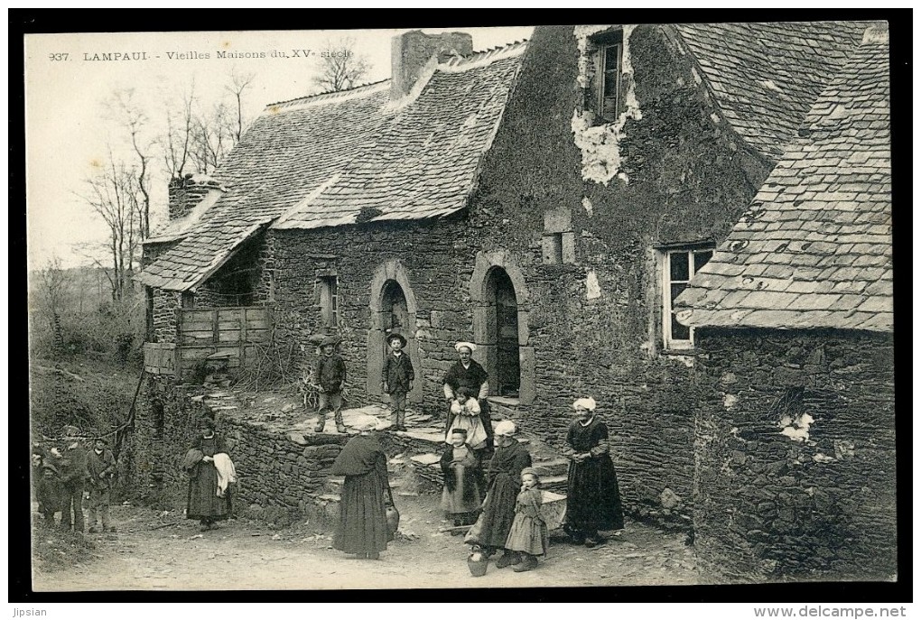 Cpa Du 29 Lampaul Vieilles Maisons Du XVè Siècle   AG15 16 - Lampaul-Guimiliau