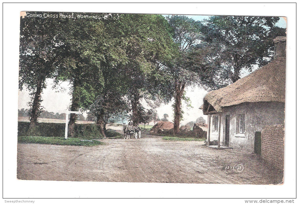 WORTHING - Goring Cross Roads, Thatched Cottage - Old Postcard - Worthing