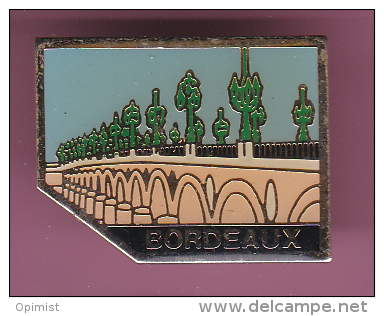 44366-Pin's.Bordeaux.Pont. - Villes