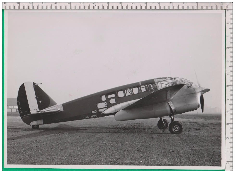 Aerei. Aereo. Aeronautica. Aviazione. Guerra. Fotografia. Foto. - 1939-1945: 2a Guerra