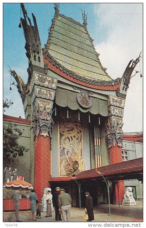 C P M---ETATS UNIS---HOLLYWOOD CALIFORNIA Entrance To Grauman´s Chinese Theatre--voir 2 Scans - Los Angeles