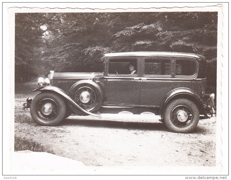 OLDTIMER AUTO 1920-1930 - Met Chauffeuse - Auto's