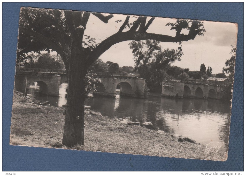 78 YVELINES - CP LIMAY - LE VIEUX PONT ET L'ILE - EDITIONS D'ART GUY EXCL. LYNA-PARIS N° 12.460 - Limay