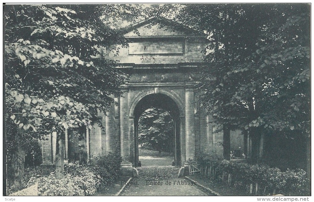 Forest.  Entrée De L'Abbaye;  Zeer Mooie Kaart Uit  1913 - Forest - Vorst
