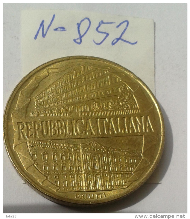 ITALIE ITALY 200 LIRE 1996 . KM#184    ( Lot - N -852) - 200 Liras