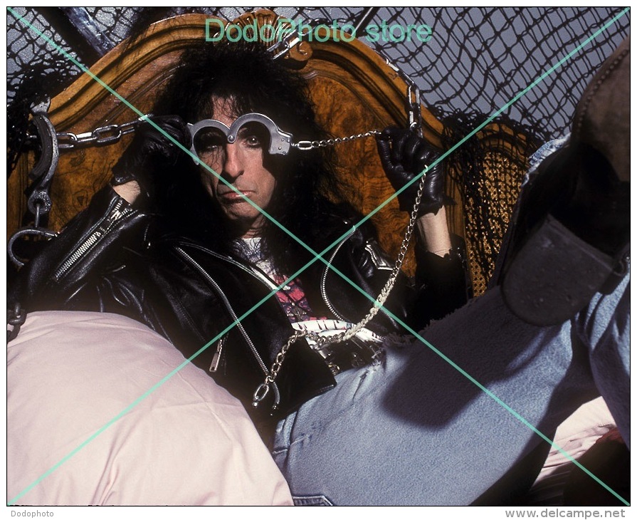 Alice Cooper - 0147 - Glossy Photo 8 X 10 Inches - Célébrités