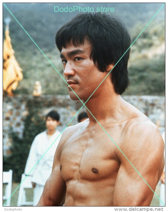 Bruce Lee - 0049 - Glossy Photo 8 X 10 Inches - Célébrités