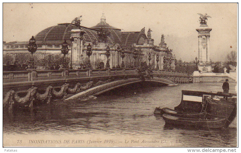 Paris Inondations De Janvier 1910 - Le Pont Alexandre III - (a112) - Paris Flood, 1910