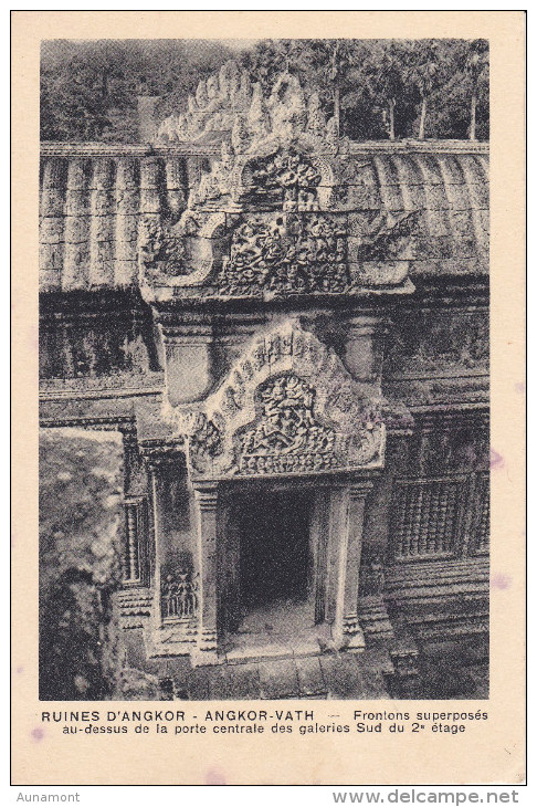 Camboya--Angkor--Frontons Superposes Au-dessus De La Porte Centrale Des Galeries Sud Du 2º Etage - Camboya