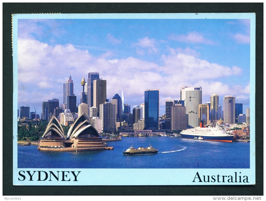 AUSTRALIA  -  Sydney  Opera House And City Skyline  Used Postcard As Scans - Sydney