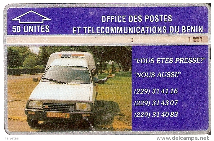 TARJETA DE BENIN DE LA OFICINA DE CORREOS Y TELECOMUNICACIONES (COCHE-CAR)  302A - Benin