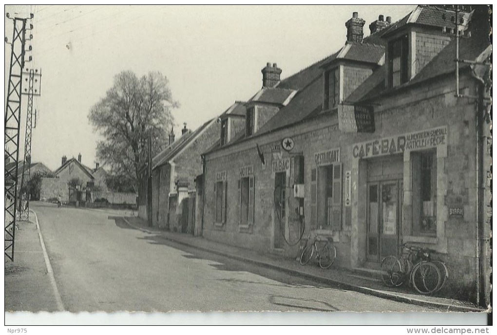 14 Missy La Grande Rue Enseigne  Vieux Velo Annimée Petit Village - Autres & Non Classés