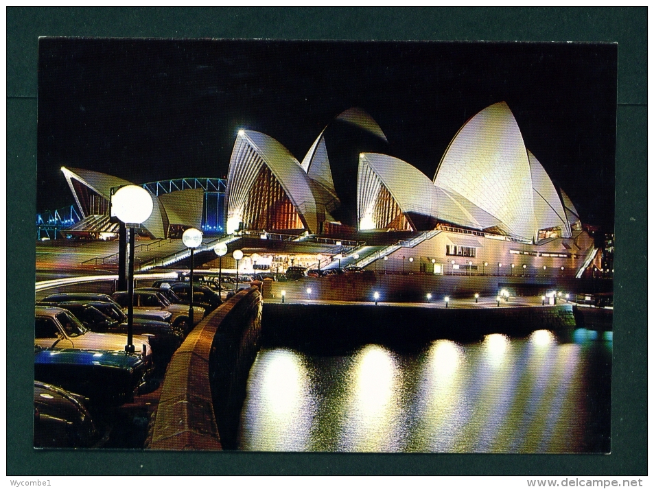 AUSTRALIA  -  Sydney  Floodlit Opera House  Unused Postcard As Scan - Sydney