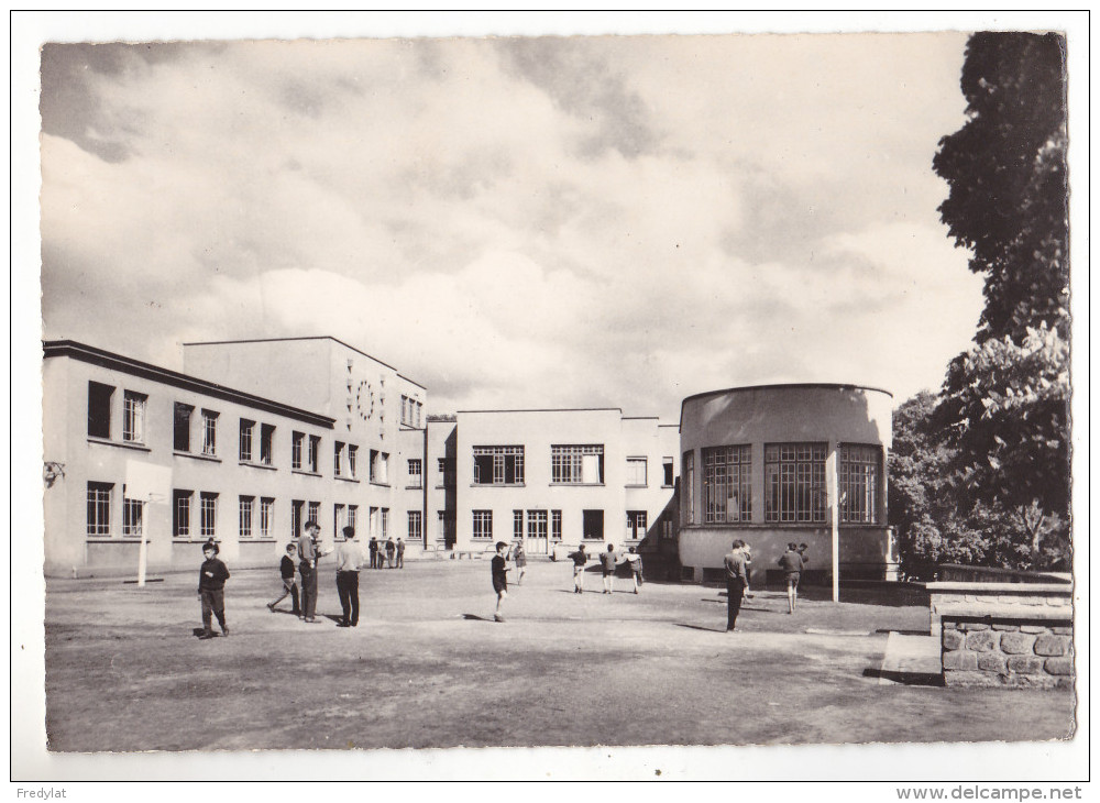 PONTOISE EN VAL D'OISE ECOLE SAINT MARTIN DE FRANCE  LE COLLEGE - Pontoise