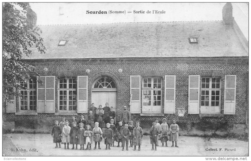 Sourdon    80                  Sortie De L'Ecole        (voir Scan) - Autres & Non Classés