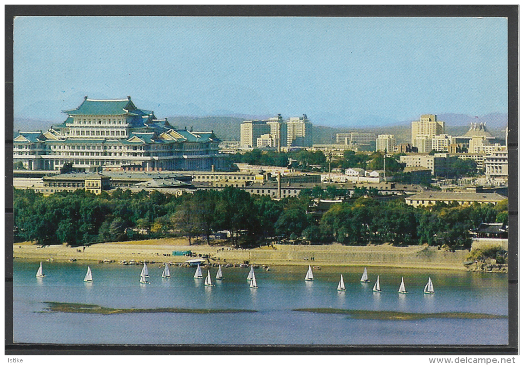 Korea, North, Part Of Pyongyang Along The Taedong-gang River, 1983. - Corea Del Nord