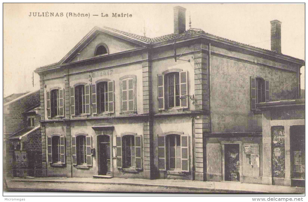 JULIENAS - La Mairie - Julienas