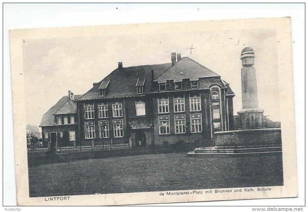 Lintfort Montplanet Platz Kath Schule - Wesel