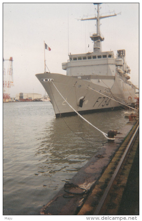 PHOTO BATEAU  FREGATE VENDEMIAIRE SAINT NAZAIRE 1993  MARINE MILITAIRE FRANCAISE - Barcos