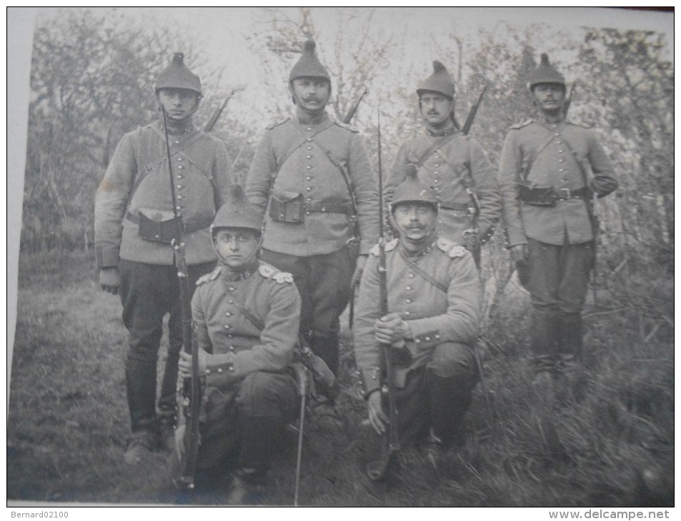 CCARTE PHOTO - MILITAIRES GROUPE A IDENTIFIER - A Identifier