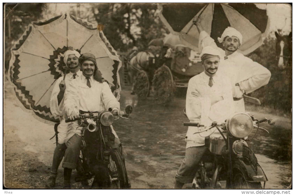 44 - LA BERNERIE - Carte Photo De GUITTENY - Cavalcade - Moto - Fête - La Bernerie-en-Retz