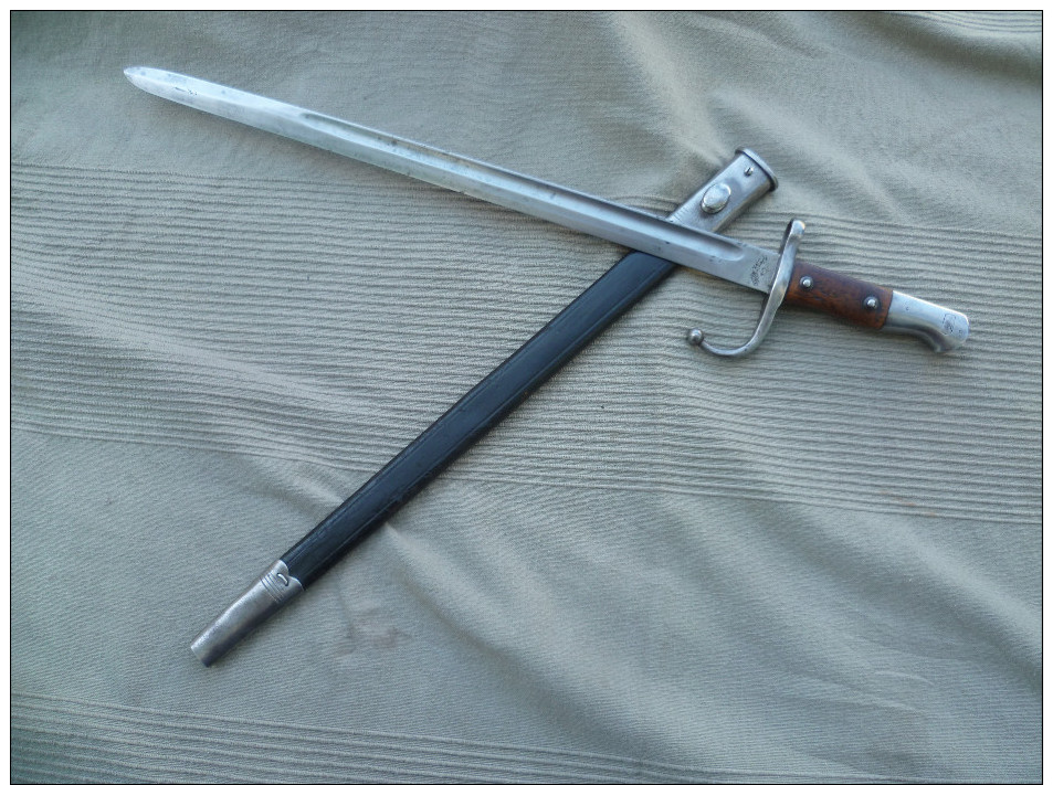 baïonnette turque modèle 1890, fabrication ALEX COPPEL, baïonnette  pour Mauser 1890 et son foureau.