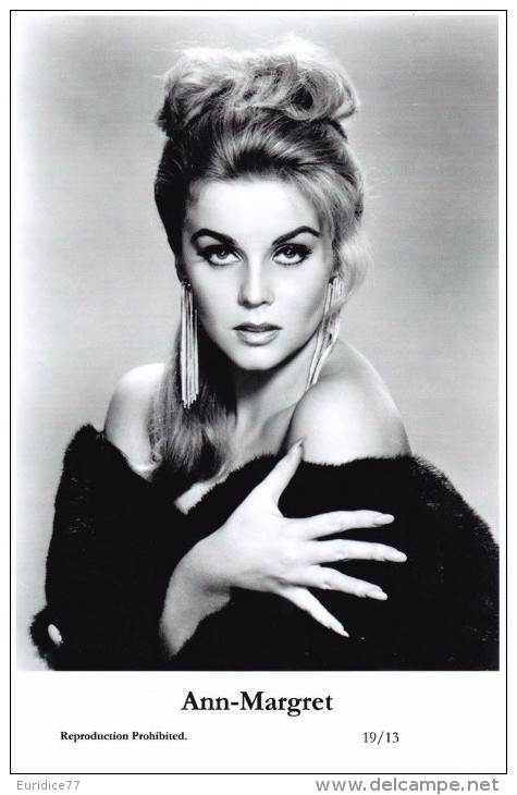 ANN-MARGRET - Film Star Pin Up - Publisher Swiftsure Postcards 2000 - Artistas