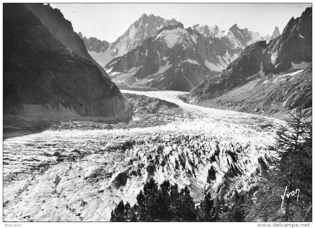 B12102 Chamonix -  La Mer De Glace - Chamonix-Mont-Blanc