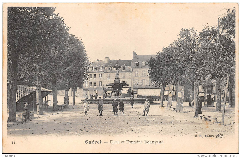 ¤¤  -   11   -   GUERET   -  Place Et Fontaine Bonnyaud   -  ¤¤ - Guéret