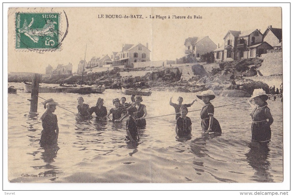 BATZ Sur MER  - La Plage à L'Heure Du Bain.  Belle Carte. - Batz-sur-Mer (Bourg De B.)