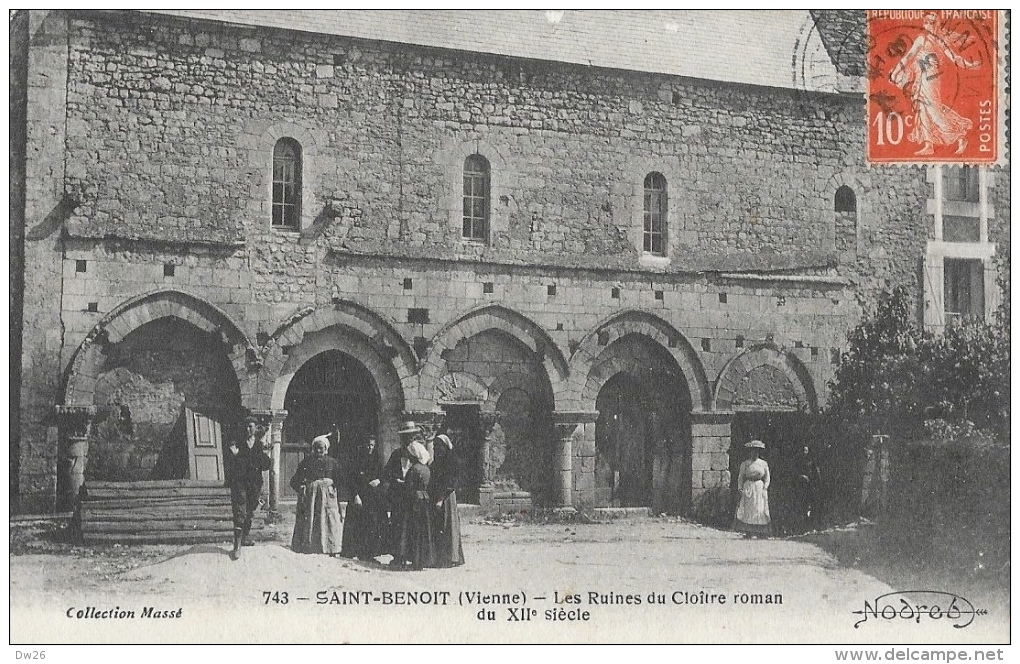 Saint-Benoît (Vienne) - Les Ruines Du Cloître Roman Du XIIe Siècle - Collection Massé - Saint Benoit