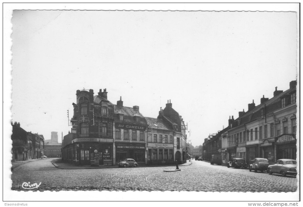 Haubourdin (59) - Place Charles Frémaux. SM En Bon état, Correspondance Au Dos. - Haubourdin