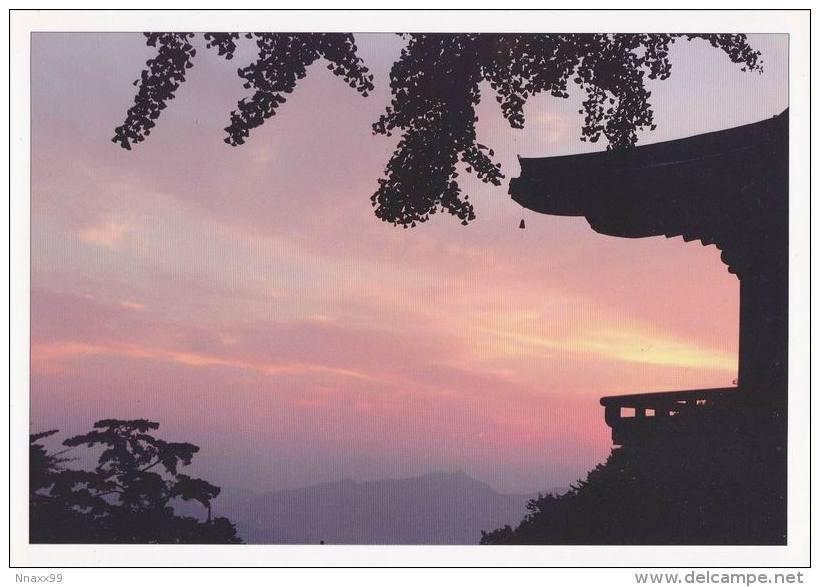 Korea - Sunrise At Dosun Temple, Seoul - Corée Du Sud