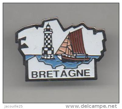 PINS PIN'S VILLE REGION BRETAGNE  BATEAU VOILE - Villes