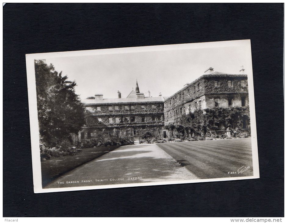 54075    Regno  Unito,  The  Garden Front Trinity College,  Oxford,  NV - Oxford