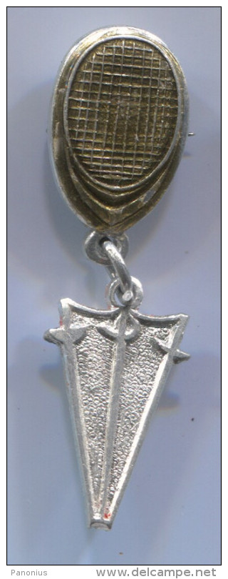 FENCING / SWORDSMANSHIP - Russian Pin Badge - Fencing