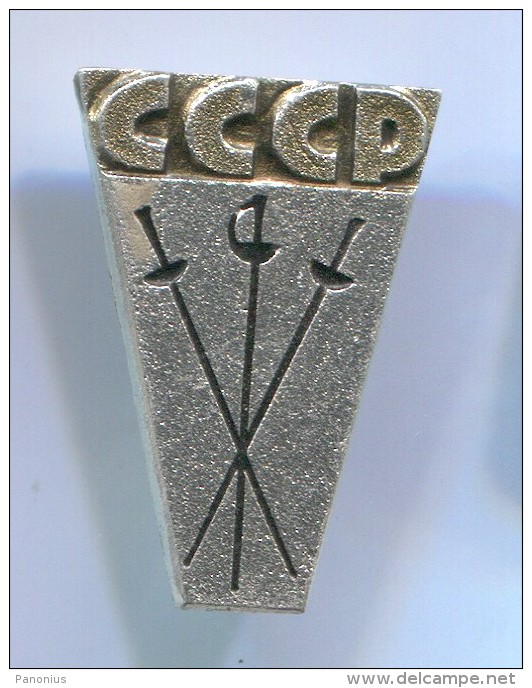 FENCING / SWORDSMANSHIP - Russian Pin Badge - Fencing