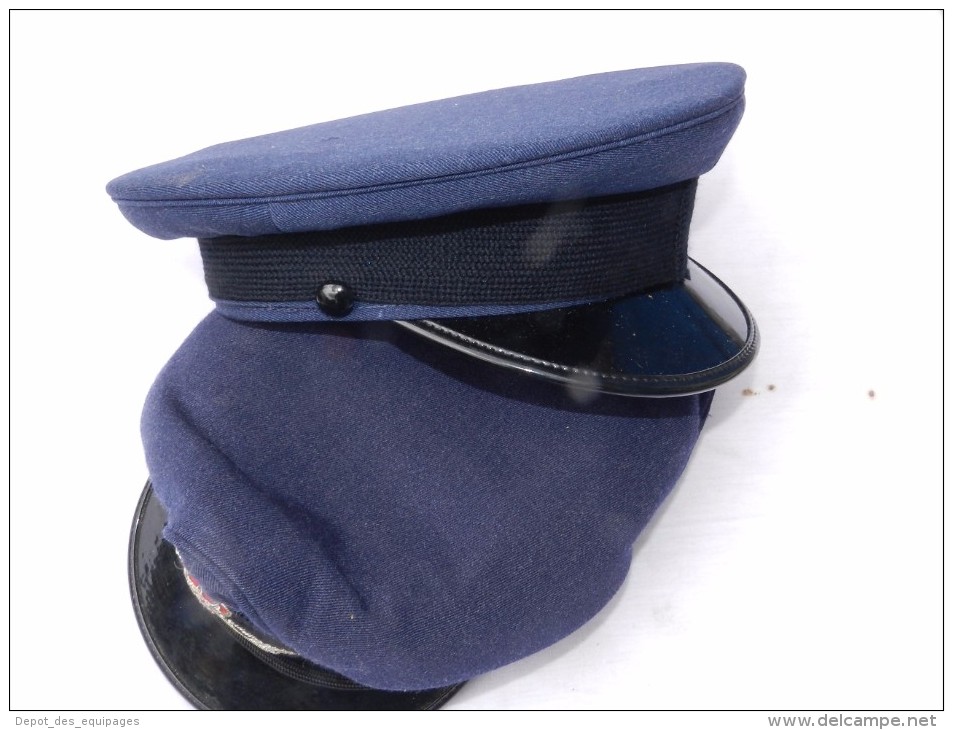 LOT 2 CASQUETTES OFFICIER  ARMEE AIR BELGIQUE années 1980   à voir !!!!!!!!!